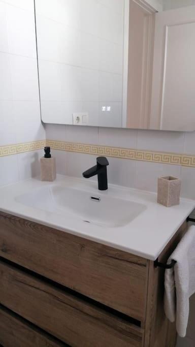 Ferienwohnung Views, Family & Private Parking In Alto Albayzin Granada Exterior foto